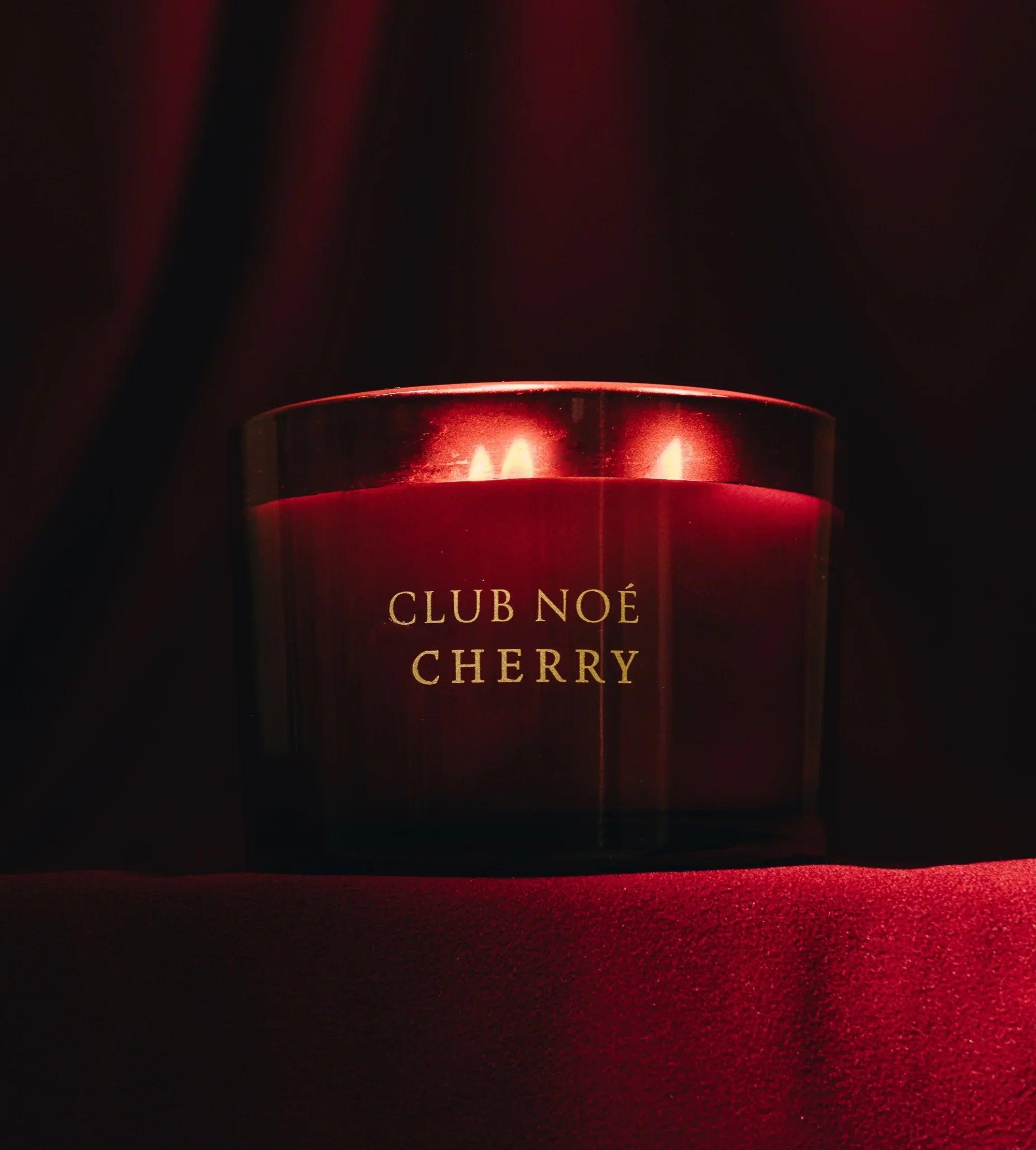 Bougie Cire Soja Végétalienne Bougie Parfumée AVA & MAY Bordeaux - Framboise Pêche Cassis 180g Pot Verre Bordeaux Bougie Cire Soja Végétalienne Bougie Parfumée AVA & MAY Bordeaux - Framboise Pêche Cassis 180g Pot Verre Bordeaux